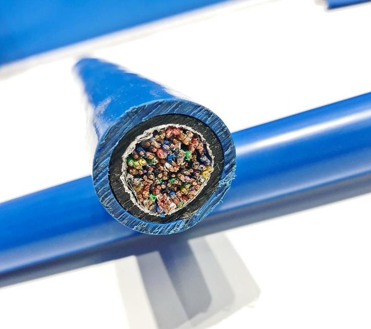 環(huán)市牌電纜與傳統(tǒng)的施工現(xiàn)場(chǎng)處理電纜具備的優(yōu)點(diǎn)是什么